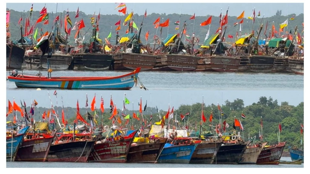 Gujarat fishing boats anchored at Devgad Port in Sindhudurg