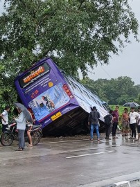 https://kokansadlive.com/uploads/article/sml_22035_pic_20250818.1937.jpg