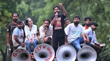 https://kokansadlive.com/uploads/article/sml_32122_pic_20260804.1141.webp